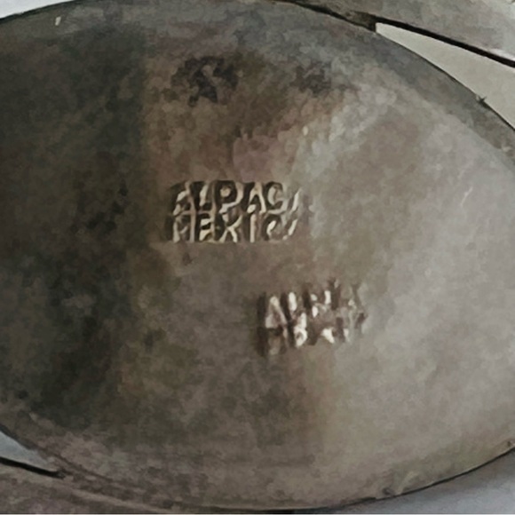 MEXICAN ALPACA SILVER MOTHER OF PEARL BRACELET - Picture 3 of 8